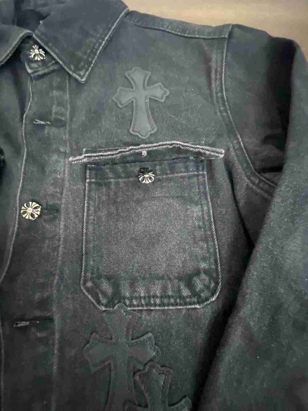 ✨ Chrome Hearts Cross Patch Black Denim Shirt Jacket - Picture 3 of 6